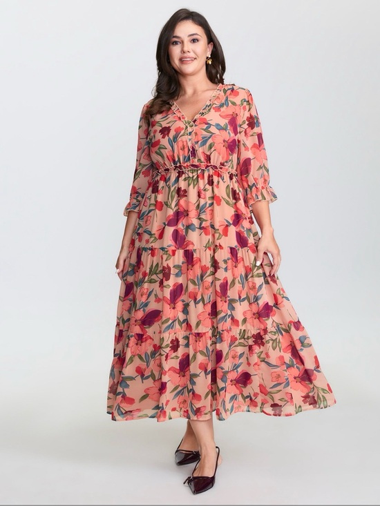BloomChic Dresses & Skirts - BloomChic Peach Floral V‑Neck Tiered Maxi Dress NWT